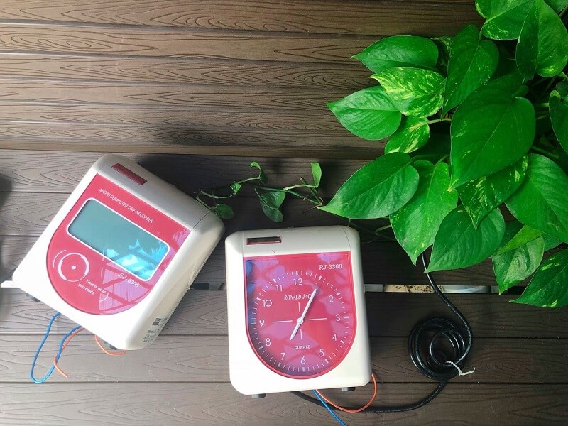 may-cham-cong-the-thay-cho-doanh-nghiep