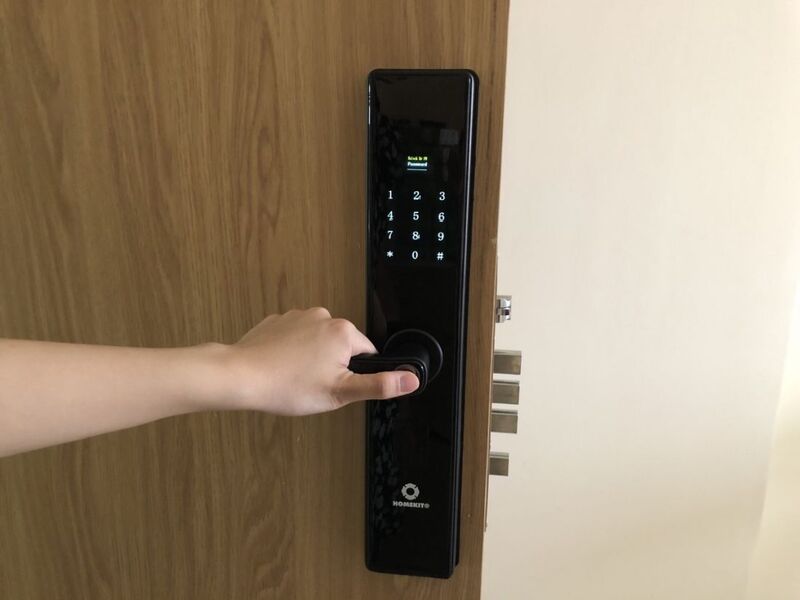 Các thương hiệu khóa điện tử vân tay cho cửa kính nổi tiếng