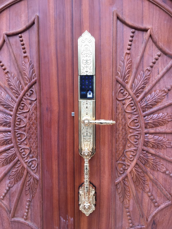 Khóa điện tử Kassler KL-939 APP mở khóa đa dạng