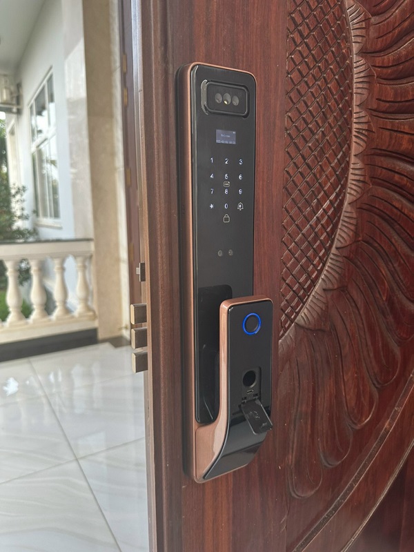 Khóa Kassler KL-828C APP phù hợp với nhiều loại cửa