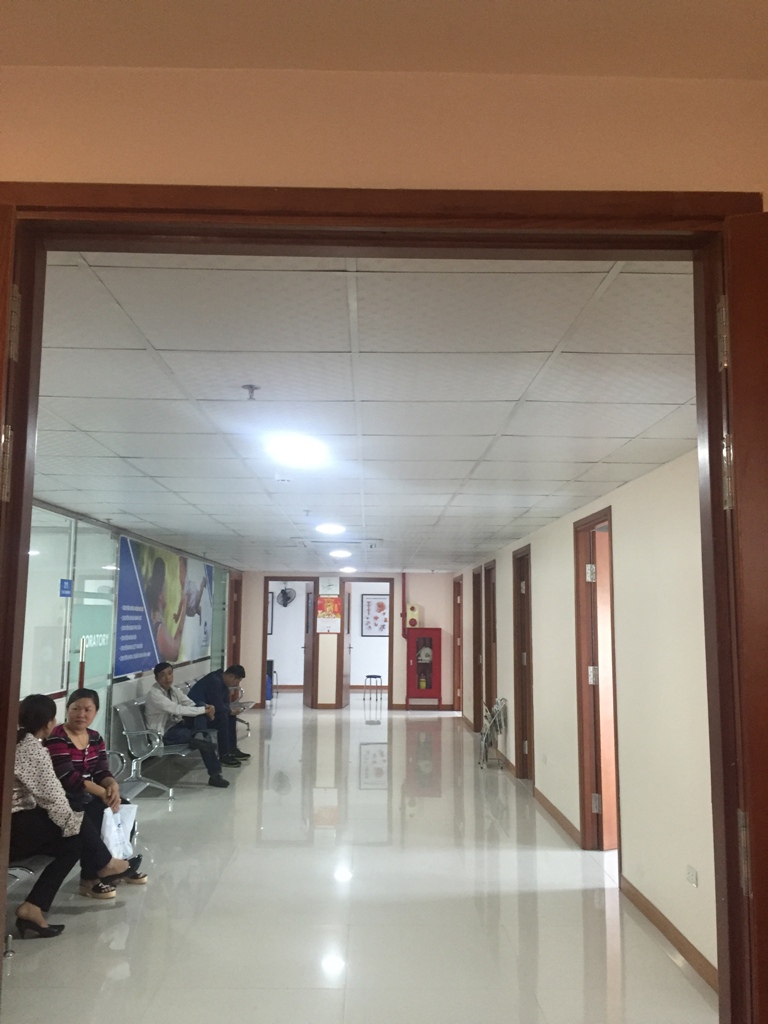 lap dat camera sảnh hành lang bệnh viện