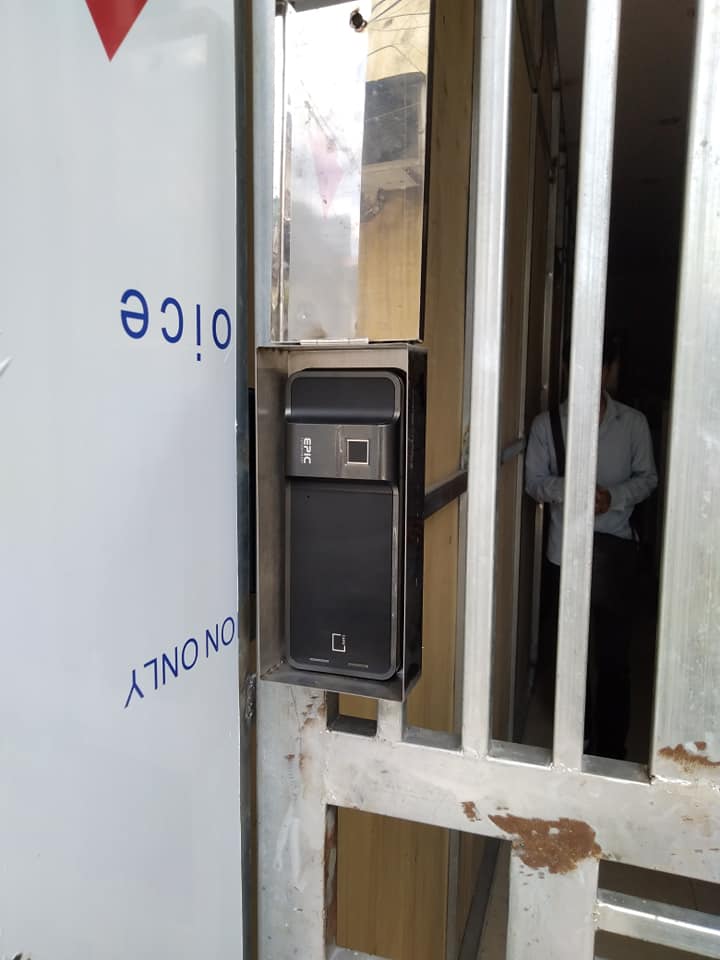 Phân phối Khóa cửa điện tử Epic ES F700G