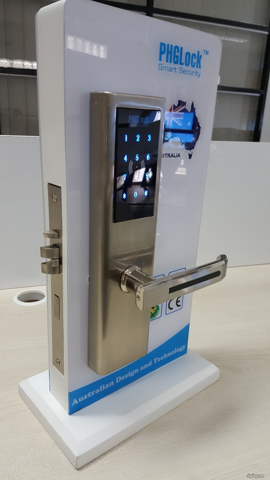 Khóa cửa điện tử PHGLock KR8161 chính hãng