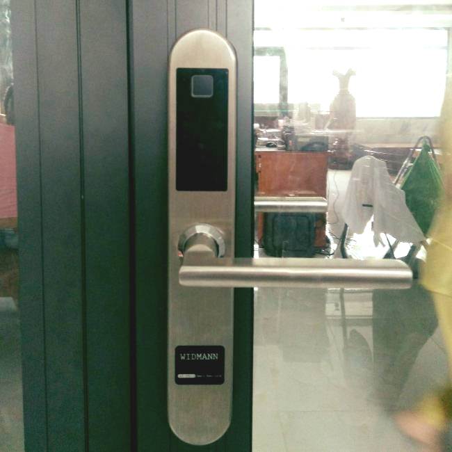 Nhận lắp đặt khóa cửa nhôm kính điện tử Widmann AF-8811 tại Hà Nội
