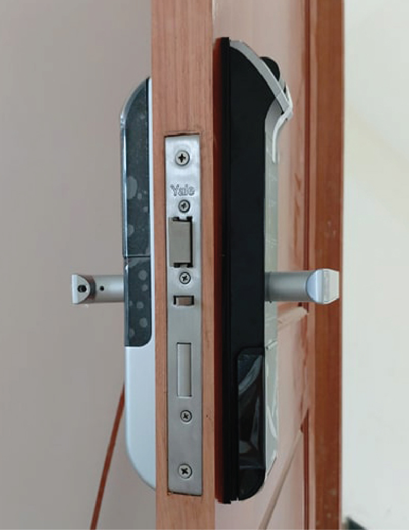 Mua bán khóa cửa điện tử Yale YDM4109+ màu đen tại Hà Nội