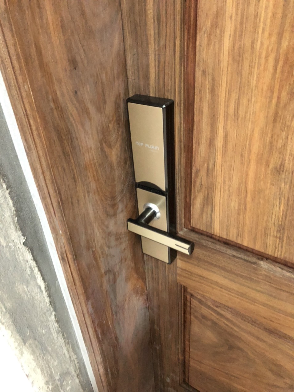 Khóa cửa vân tay, thẻ từ, mã số, khóa cơ PUXIN ZW-8016 Được Phân Phối Tại An Ninh 365