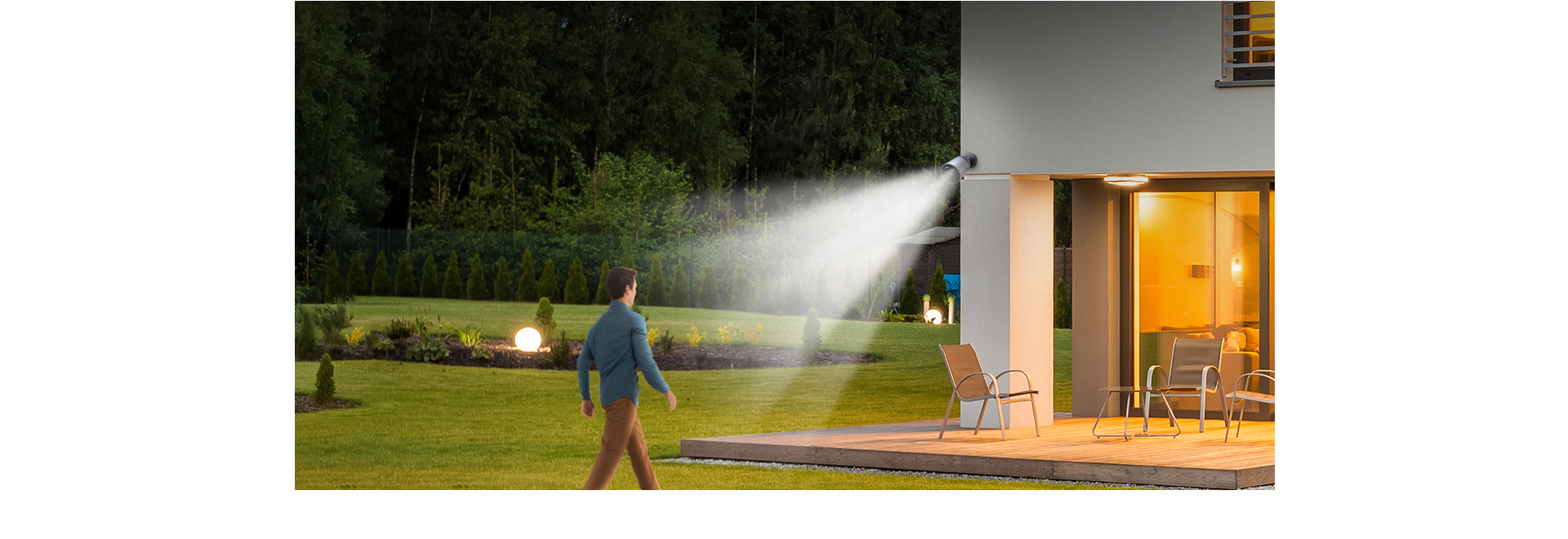 Camera chạy Pin Ezviz BC1C phát hiện hình dáng con người