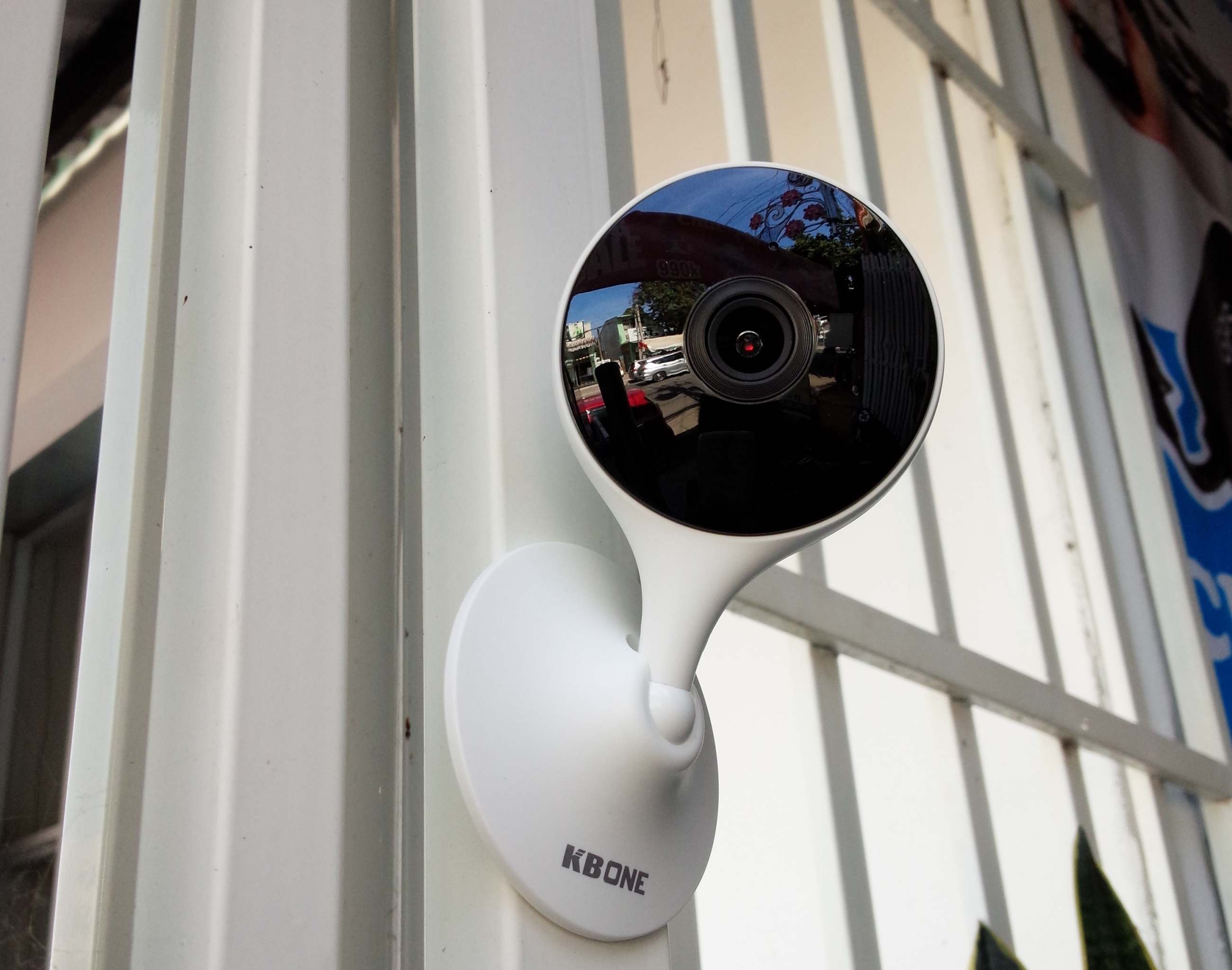 đại lý phân phối CAMERA IP WIFI 2.0MP KBONE KN-H21W
