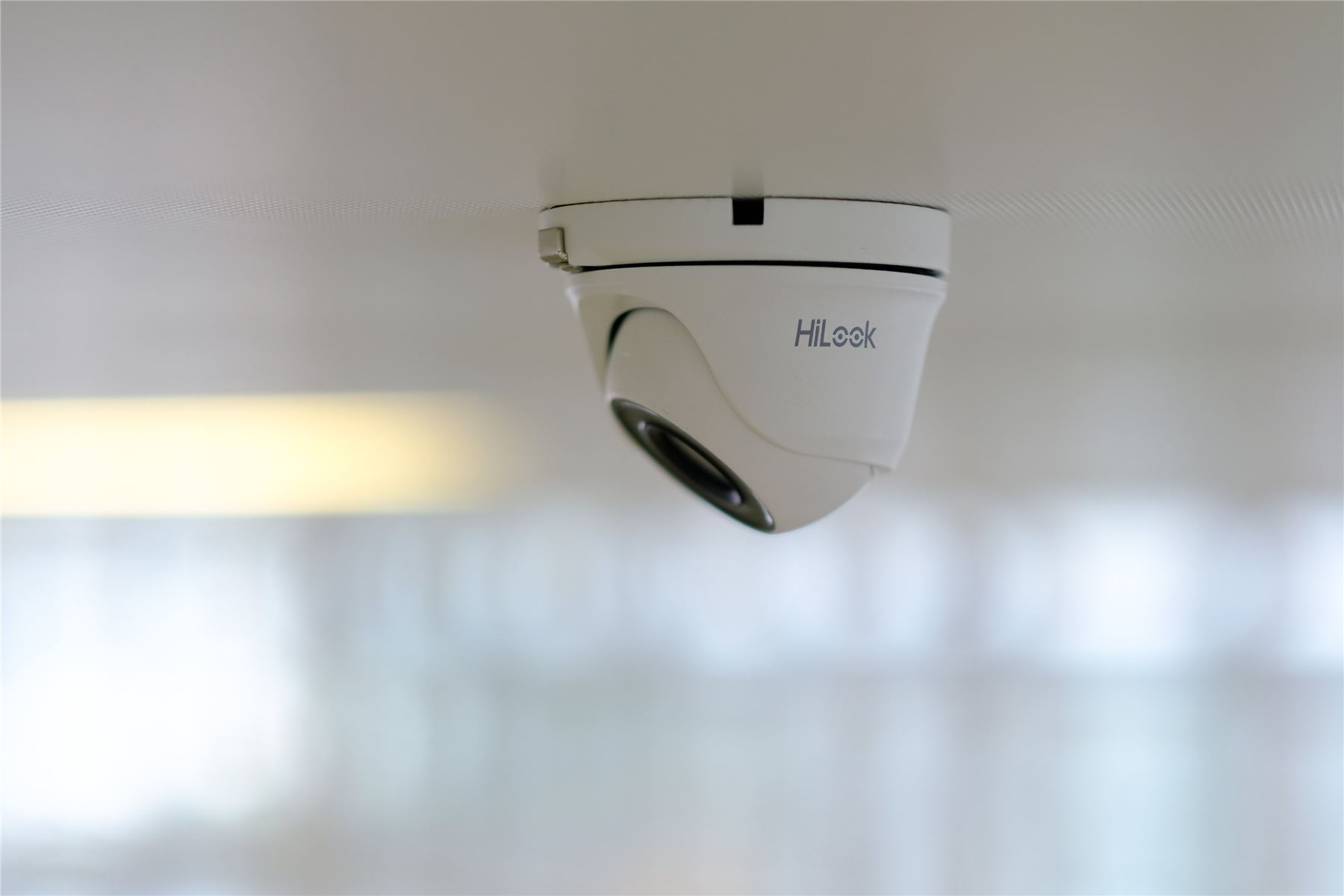Bán Camera Dome HDTVI 2MP Hilook THC-T123