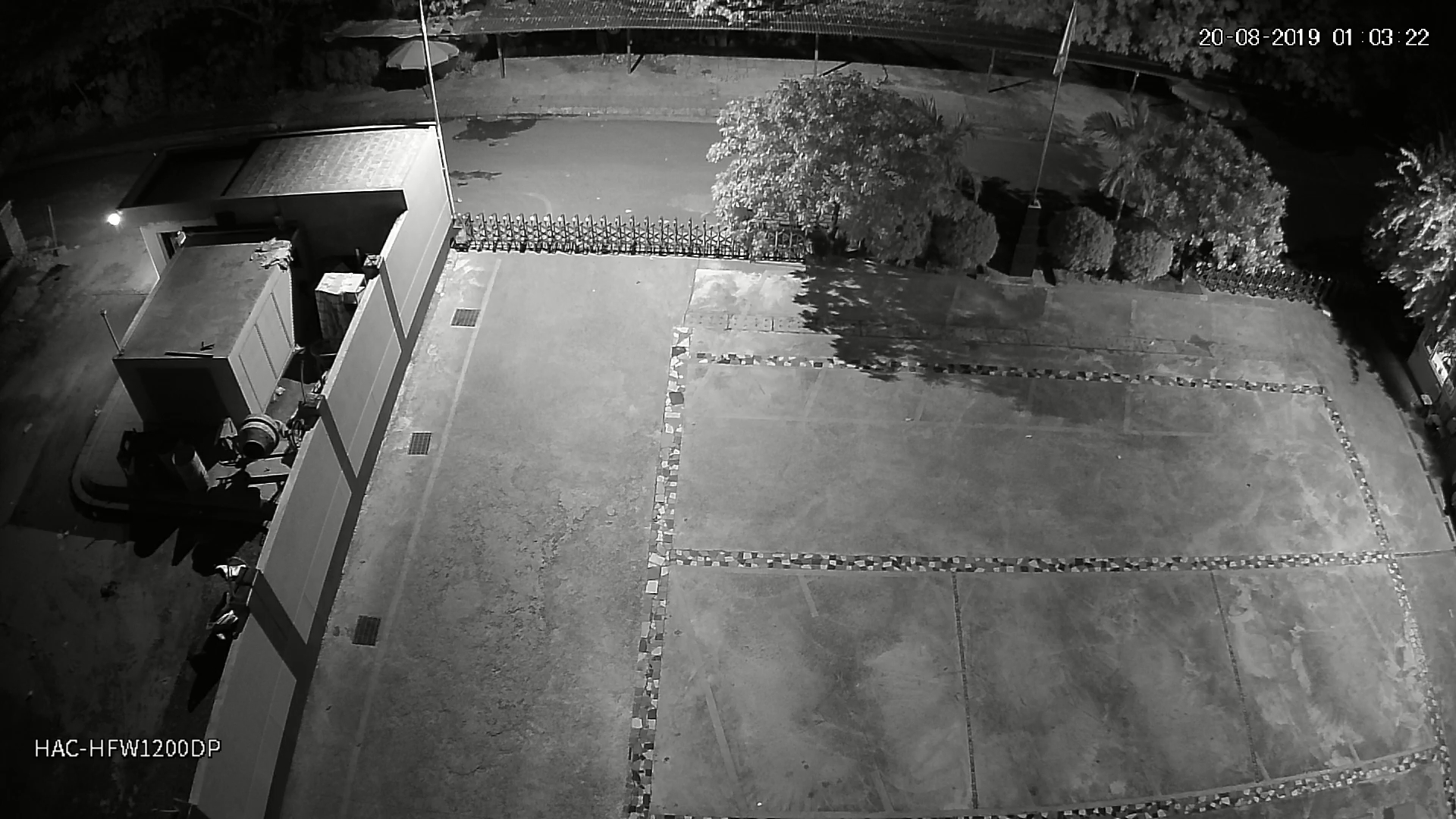 Đại lý phân phối CAMERA IP 2.0MP HIKVISION DS-2CD2T26G2-4I