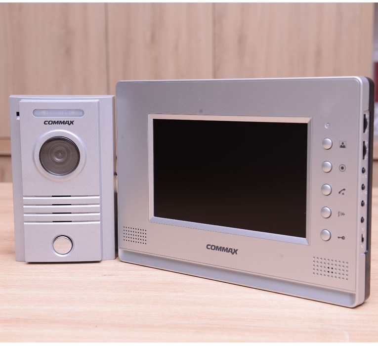 lắp đặt MÀN HÌNH MÀU CHUÔNG CỬA COMMAX CDV-70A giá rẻ