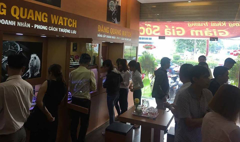 lắp camera cho shop kính mắt