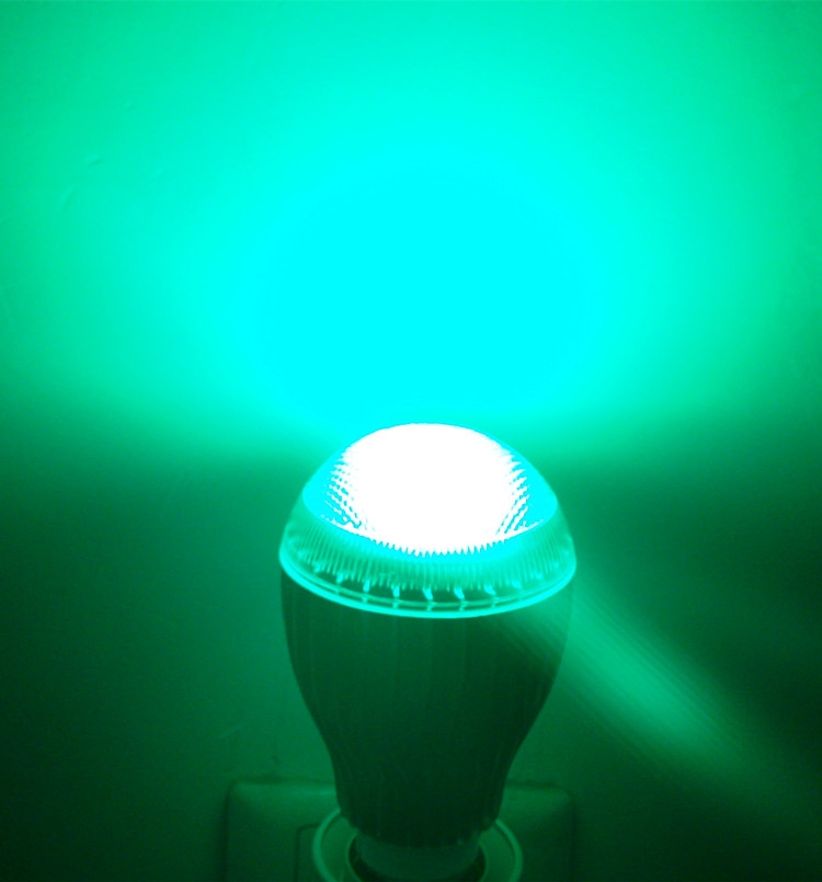 Bóng đèn LED điều khiển từ xa RGBLED-10