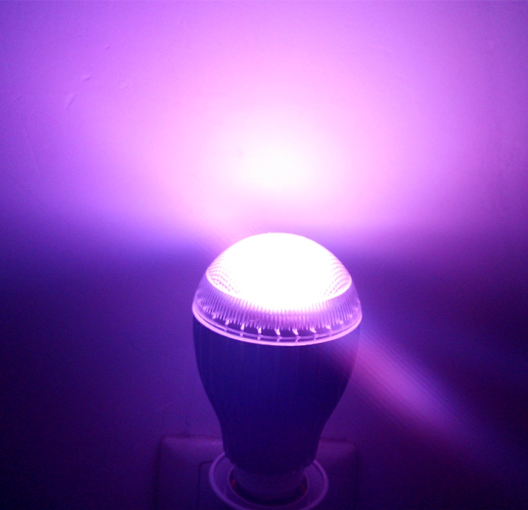 Bóng đèn LED đổi màu RGBLED-10