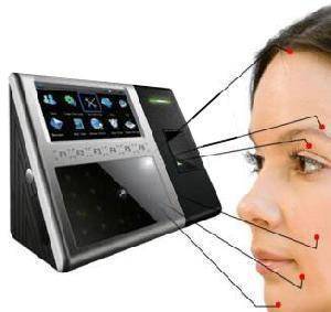 lắp đặt Máy chấm công Khuôn mặt và vân tay Ronald jack IFACE 302