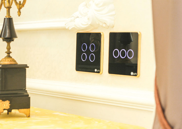 Địa chỉ bán CÔNG TẮC CẢM ỨNG 3 NÚT LUMI LM-S3 giá rẻ