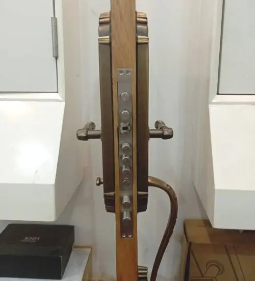 Tính bảo mật cao, hỗ trợ nhiều phương thức mở khóa