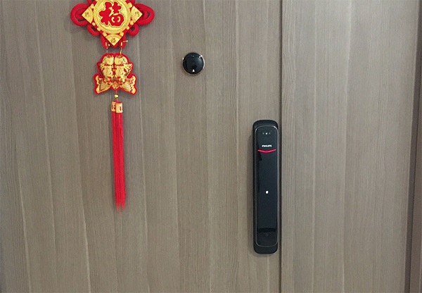 Tính thẩm mỹ cao phù hợp với nhiều loại cửa