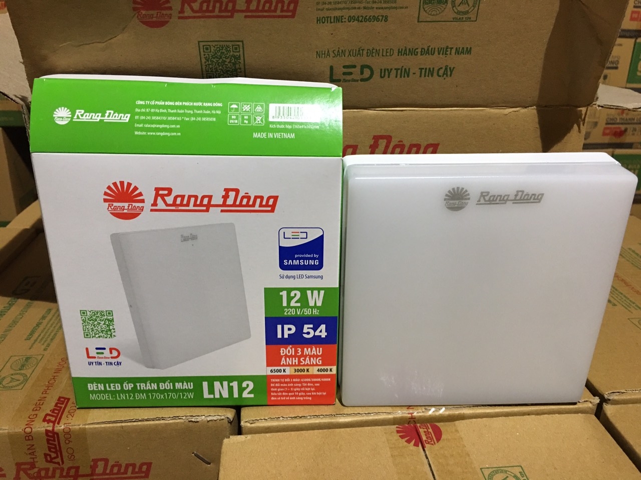 Đèn LED Ốp trần Vuông 12W đế nhựa LN12N 170×170/12W Đèn LED Ốp trần Vuông 12W đế nhựa LN12N 170×170/12W