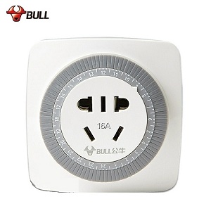 Ổ CẮM HẸN GIỜ BẬT TẮT LIÊN TỤC 24H BULL GND-2D
