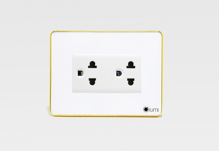 Ổ cắm điện 16A LUMI LM-SKG ( Viền vàng ) Ổ cắm điện 16A LUMI LM-SKG ( Viền vàng )