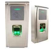 kiểm soát ra vào bằng vân tay và thẻ RIFD MA300 sở hữu khả năng lưu trữ lớn